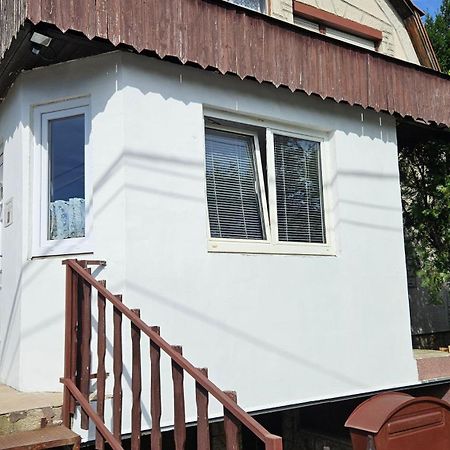 Friendly Apartment In The Suburb. Budapest Esterno foto