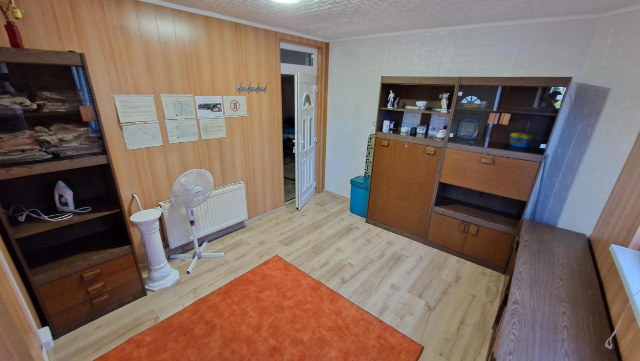 Friendly Apartment In The Suburb. Budapest Esterno foto